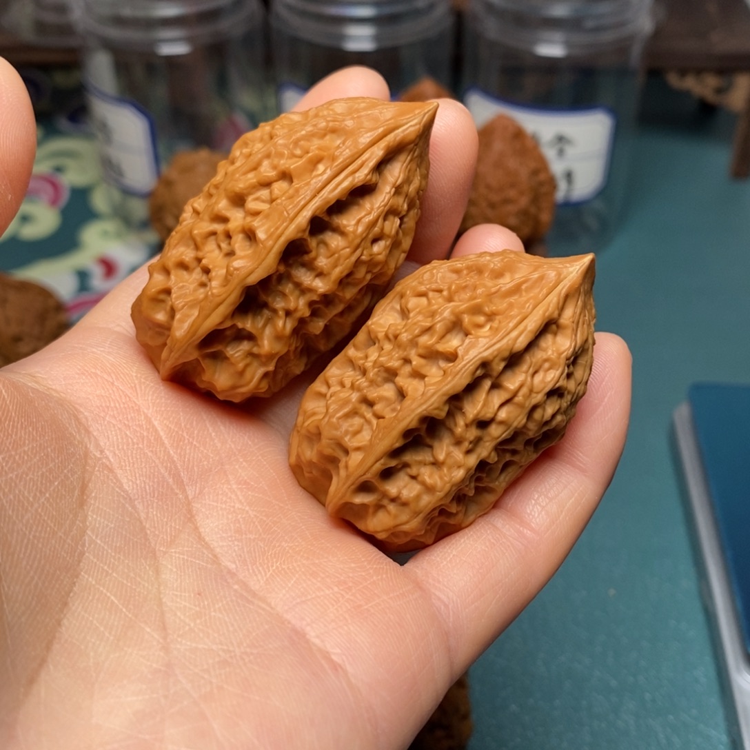 核桃32尺沈鸡一根筋