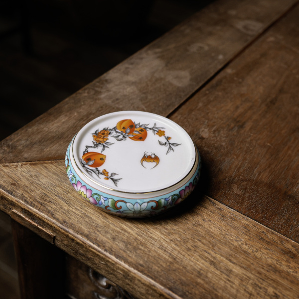 【央广甄瓷】青色桃子盖置