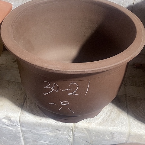 紫砂中国宜兴紫砂花盆，