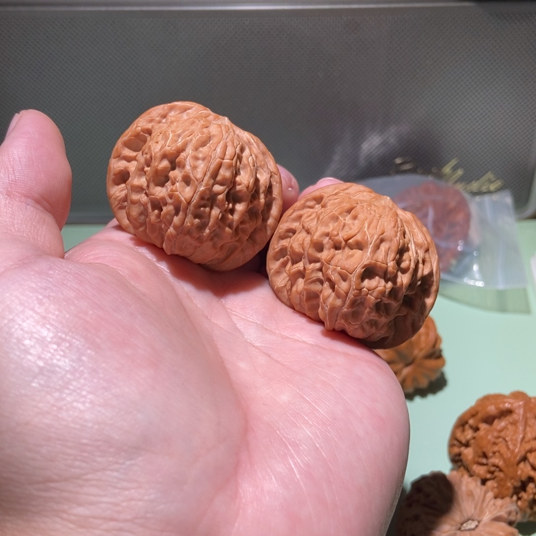 文玩核桃吊坠全品42山地正磨