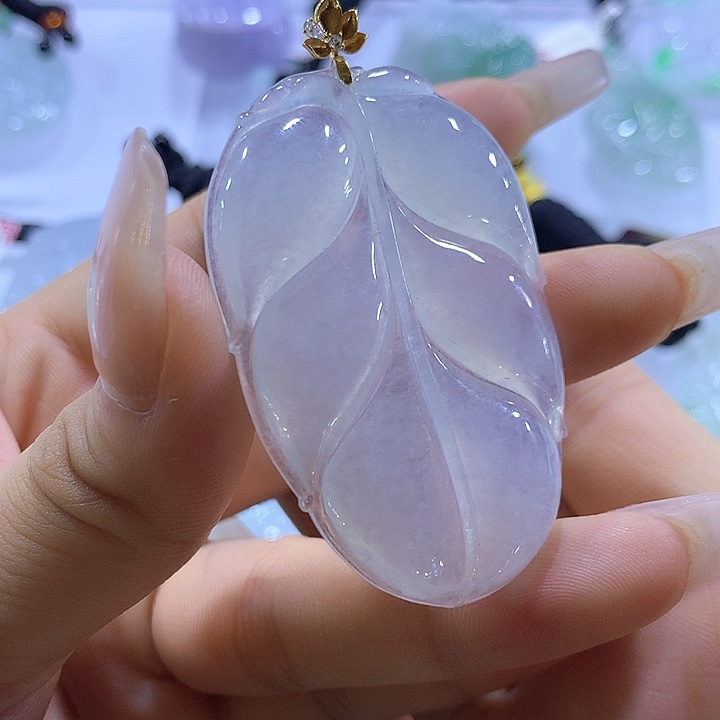 翡翠18K金镶嵌颈饰天然翡翠A货吊坠