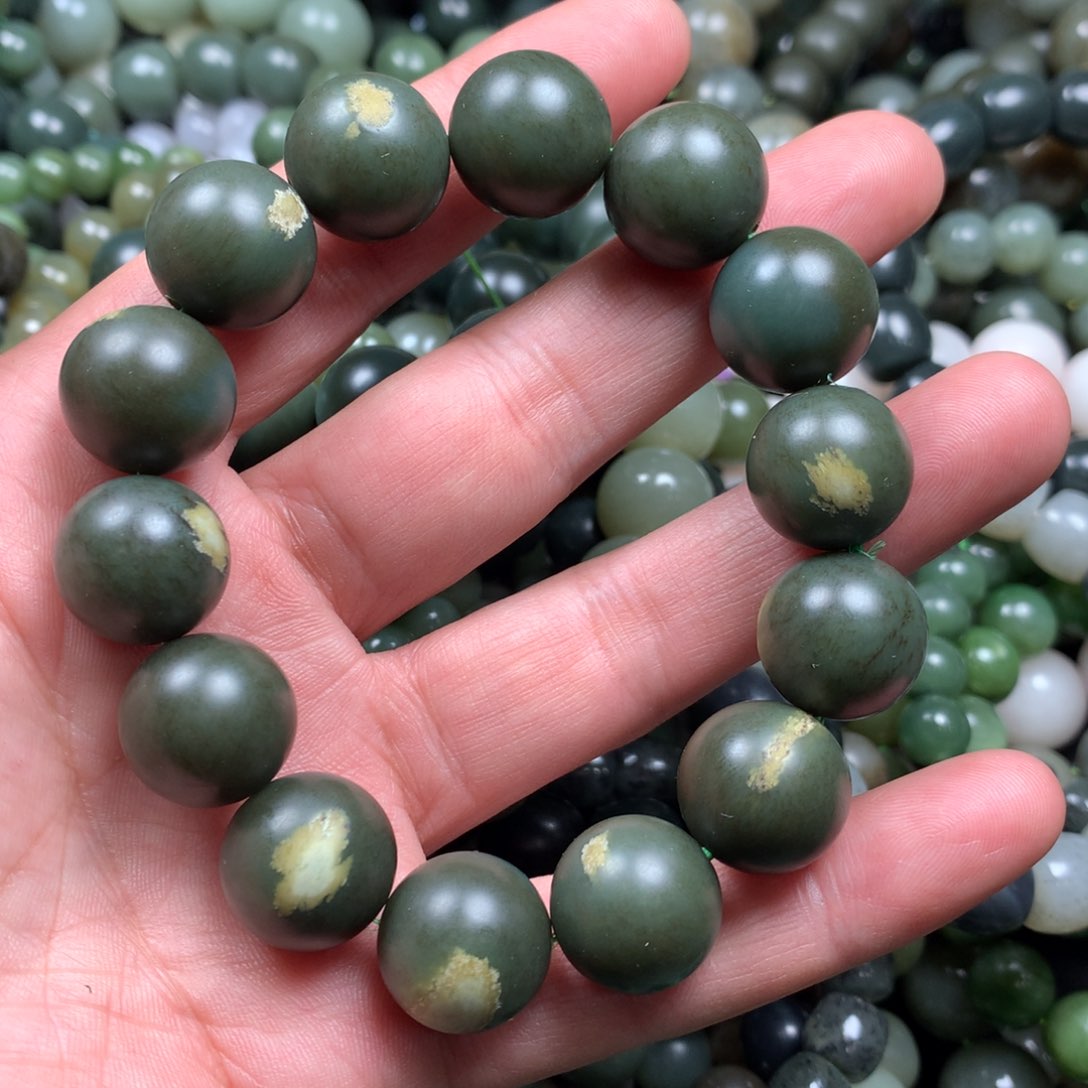 和田玉手链未镶嵌