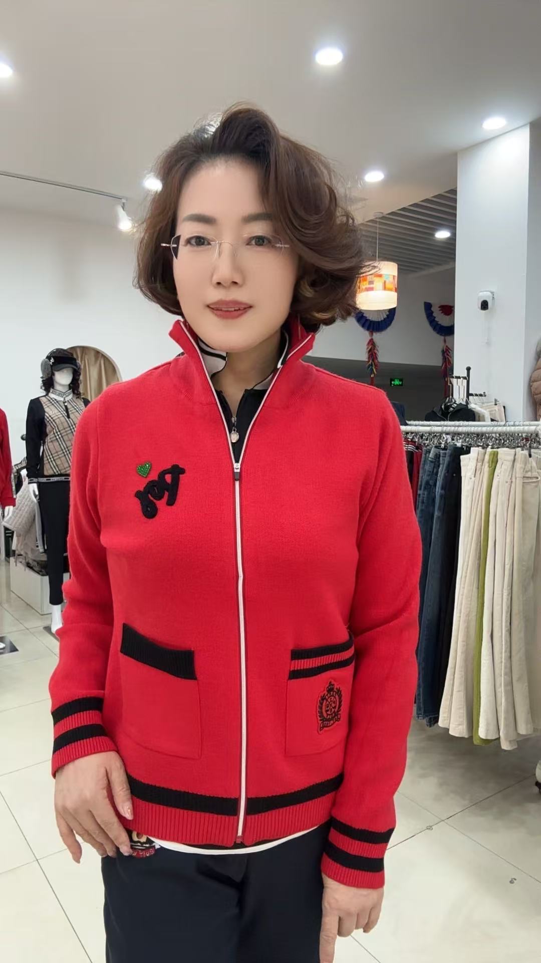 女装 连帽外套厚款