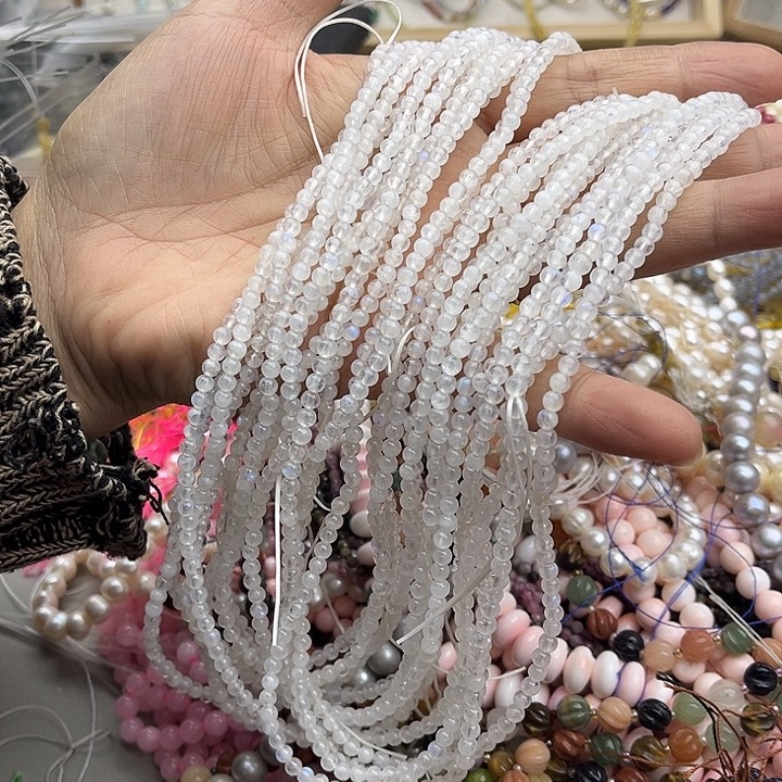 玛瑙/玉髓珠宝半成品未镶嵌一条3.8mn蓝月光多圈