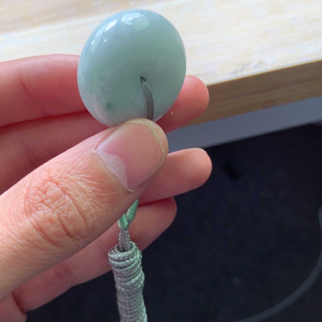 翡翠颈饰未镶嵌吊坠