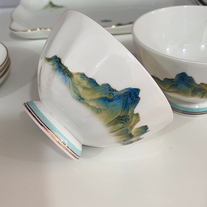 瓷片微瑕骨瓷江山4.5金立碗一个