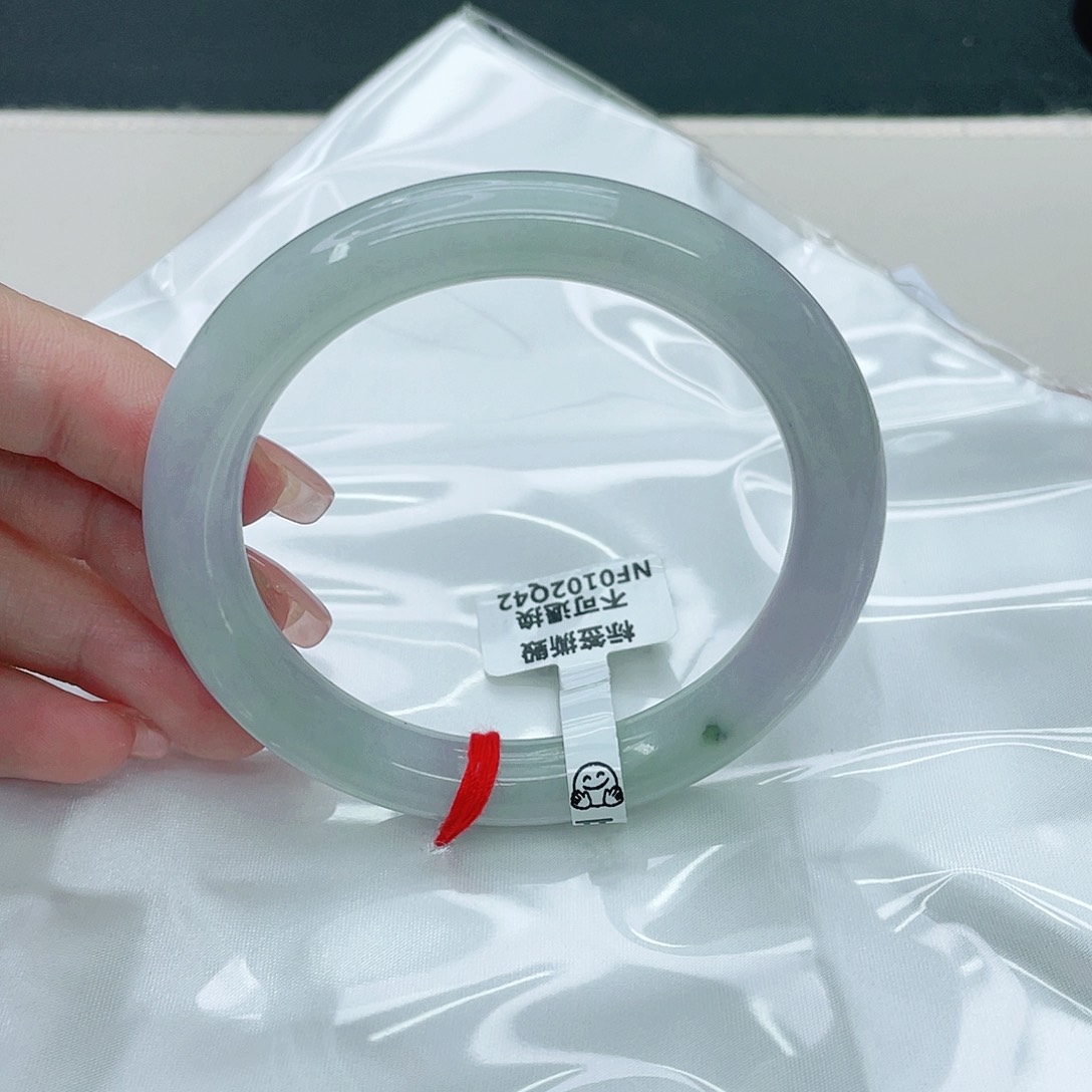 翡翠手镯未镶嵌圆57