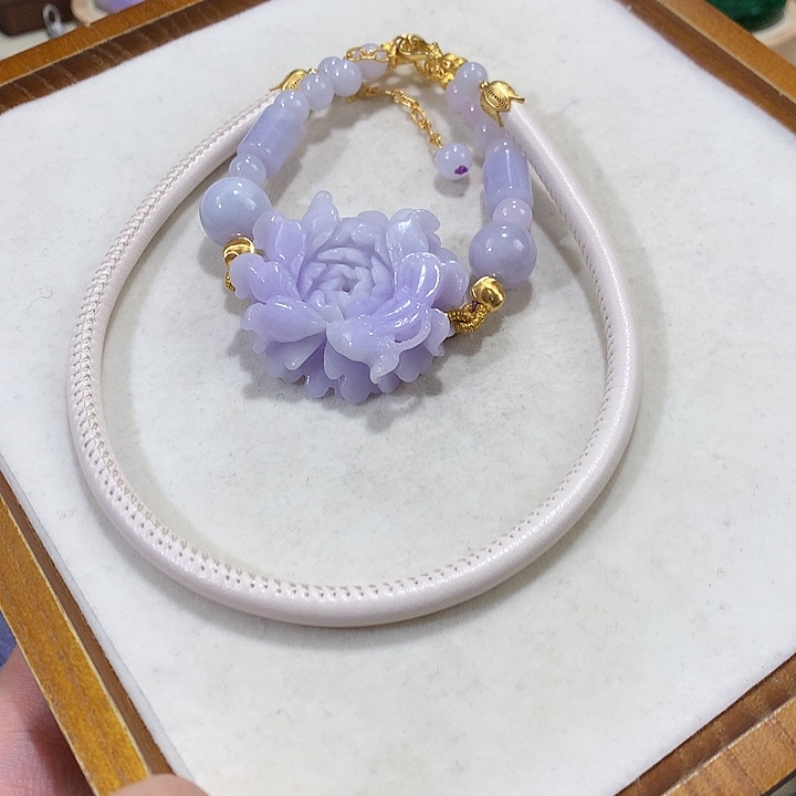 翡翠未镶嵌颈饰翡翠吊坠