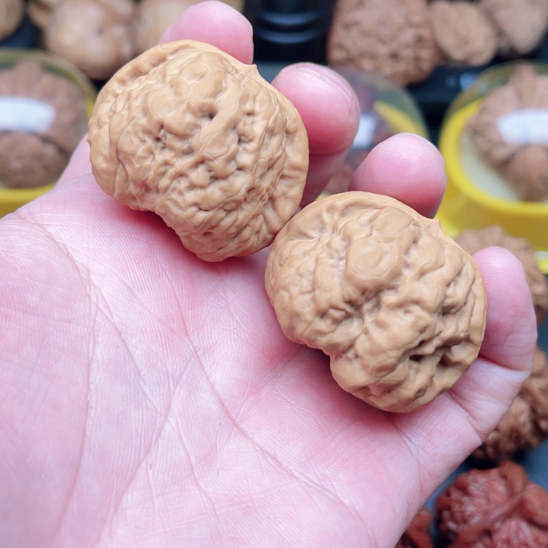 文玩核桃把件蛤蟆头39×37×31