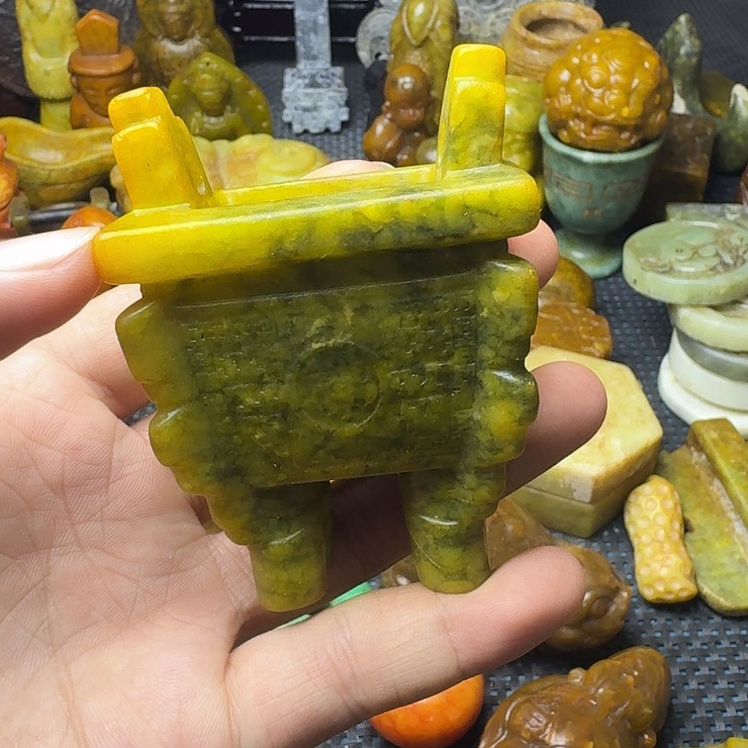 白玉菩提吊坠。。。