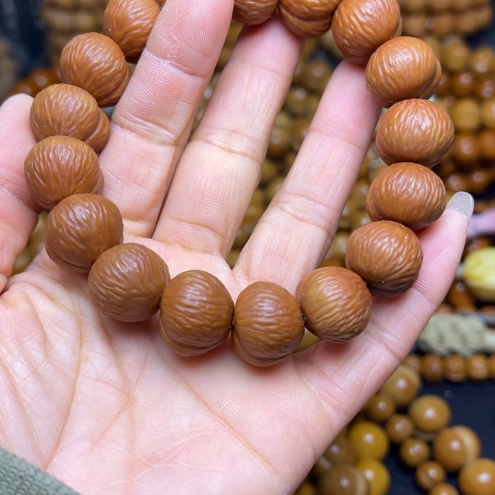 吊坠橄榄核聚宝盆