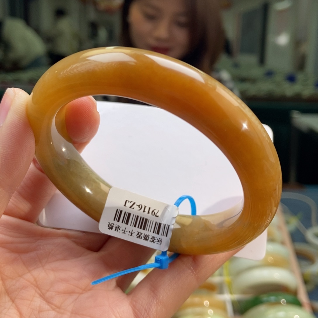 和田玉手镯未镶嵌青花糖5758