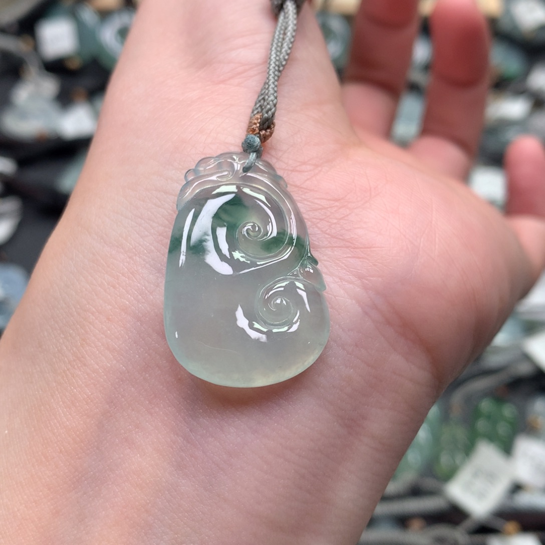 翡翠颈饰未镶嵌00000000000