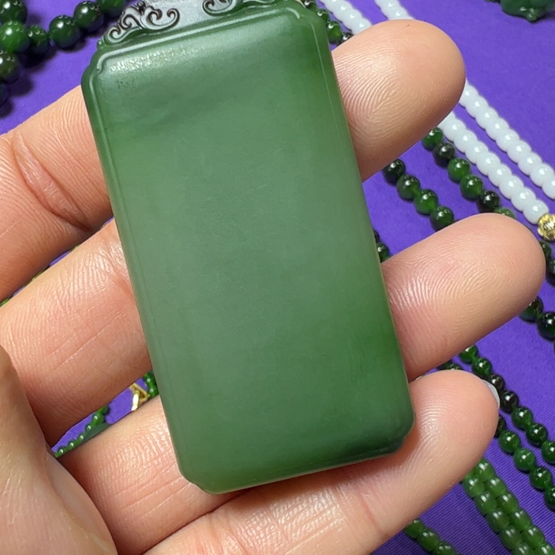 未镶嵌和田玉挂件