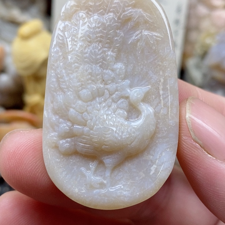 颈饰未镶嵌硅化珊瑚（珊瑚玉）小