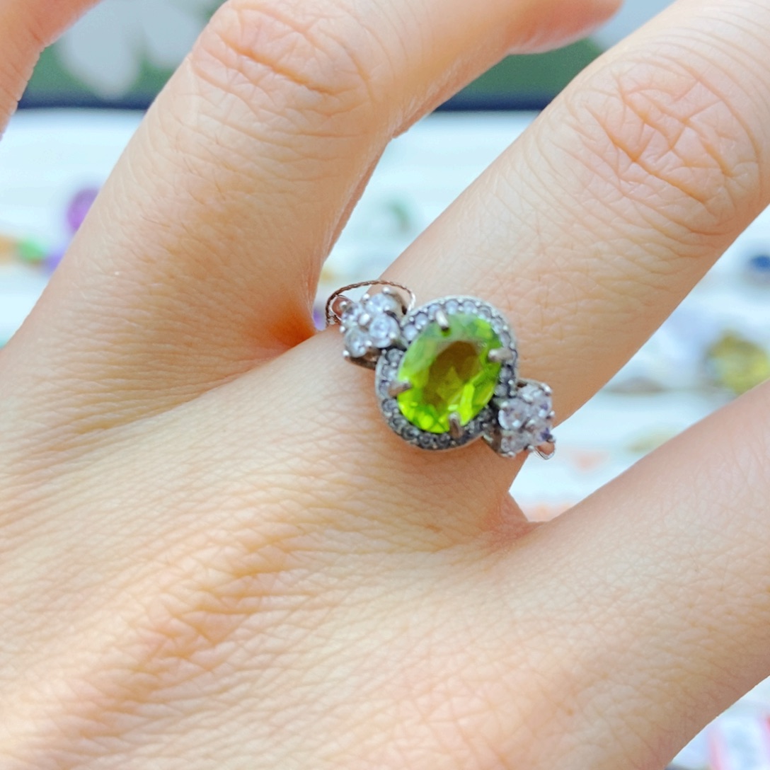 银S925镶嵌戒指橄榄石