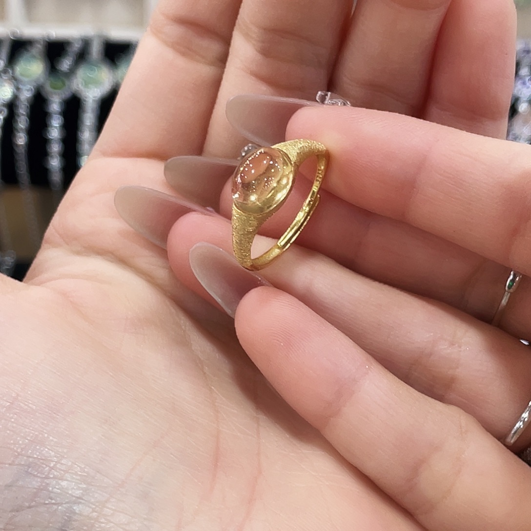 魏***莹黄晶戒指银S925镀金镶嵌