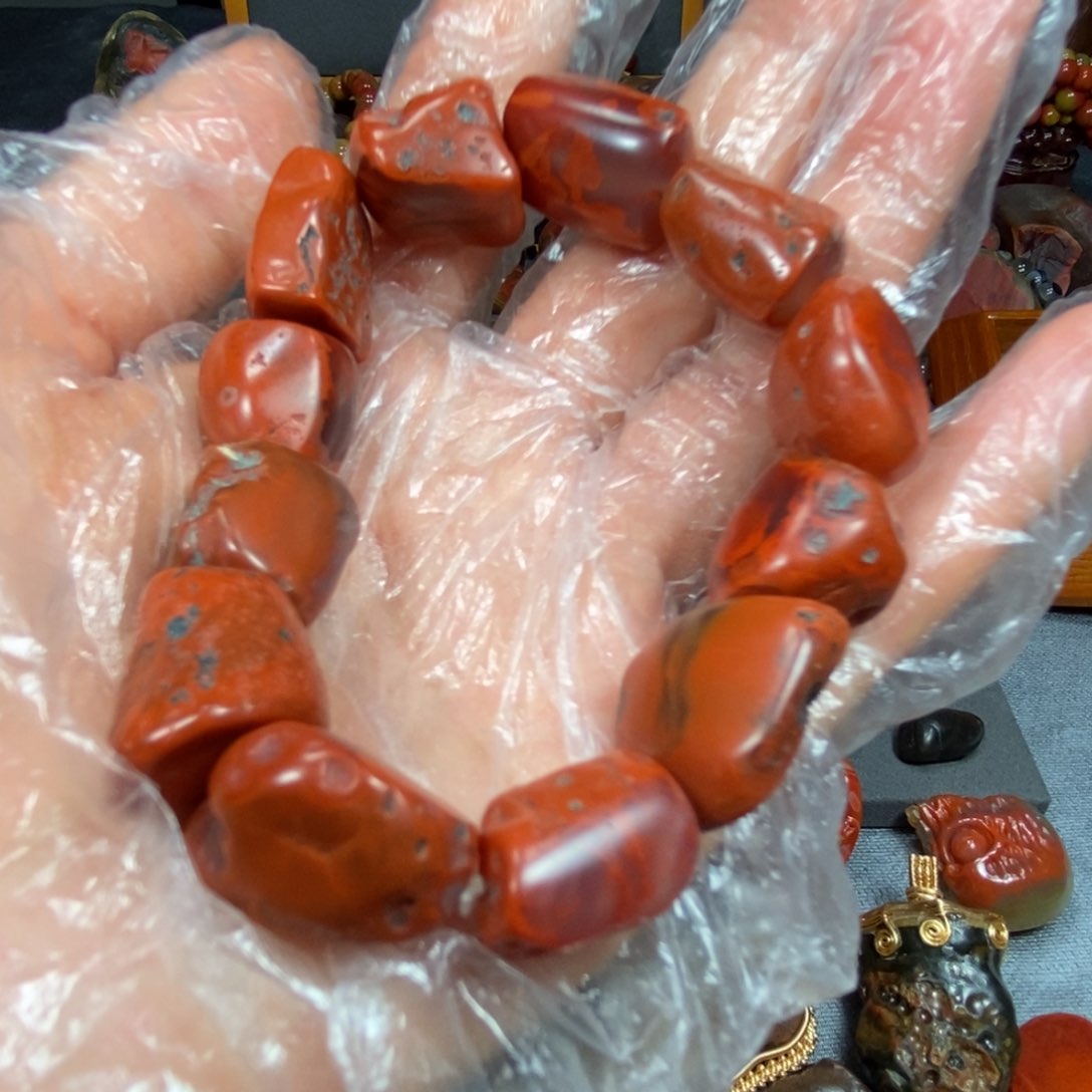 南红玛瑙手串未镶嵌