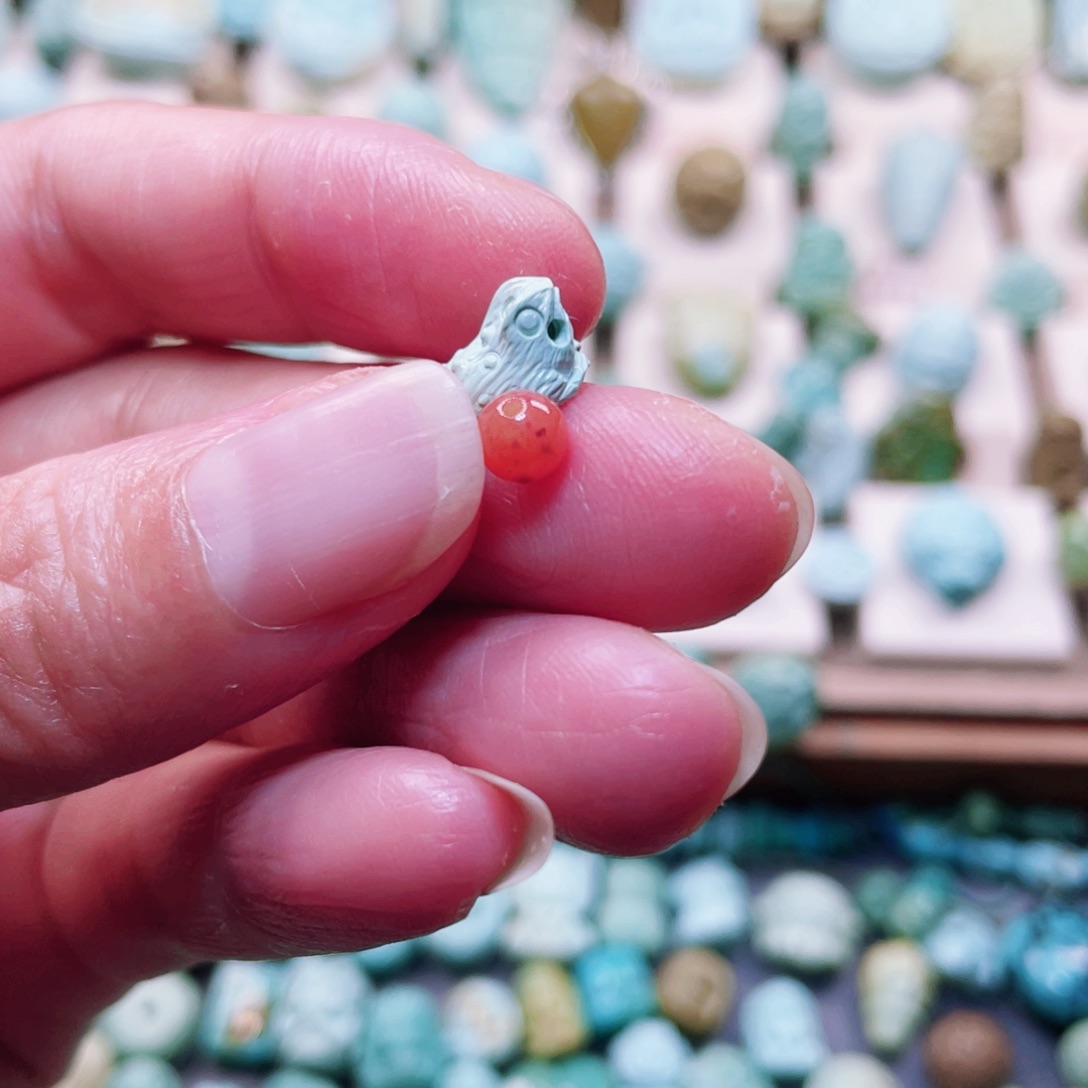 南红玛瑙配饰未镶嵌