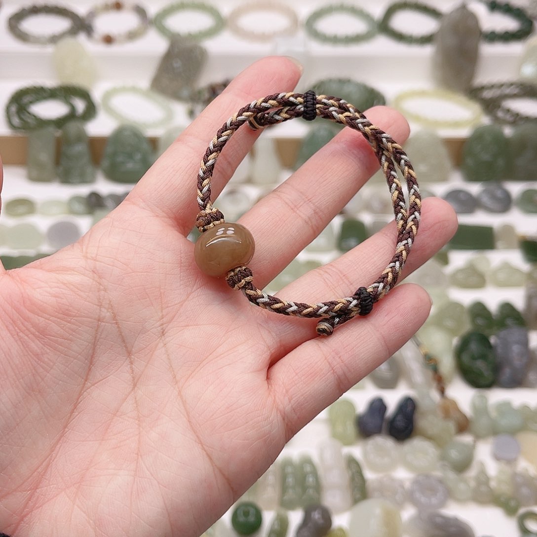 和田玉手绳未镶嵌流**舍