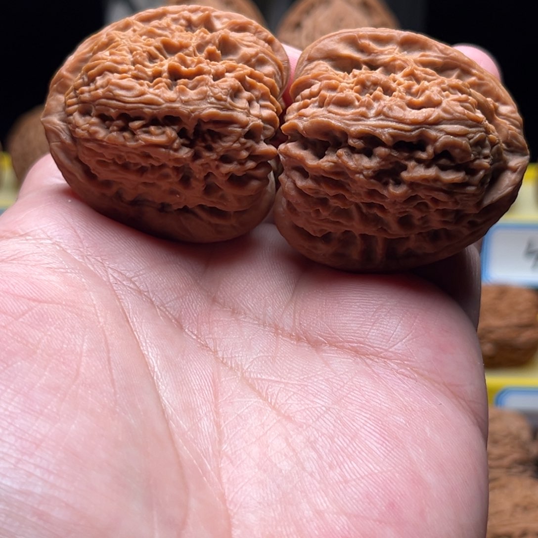 把件文玩核桃消***架开背三角疆
