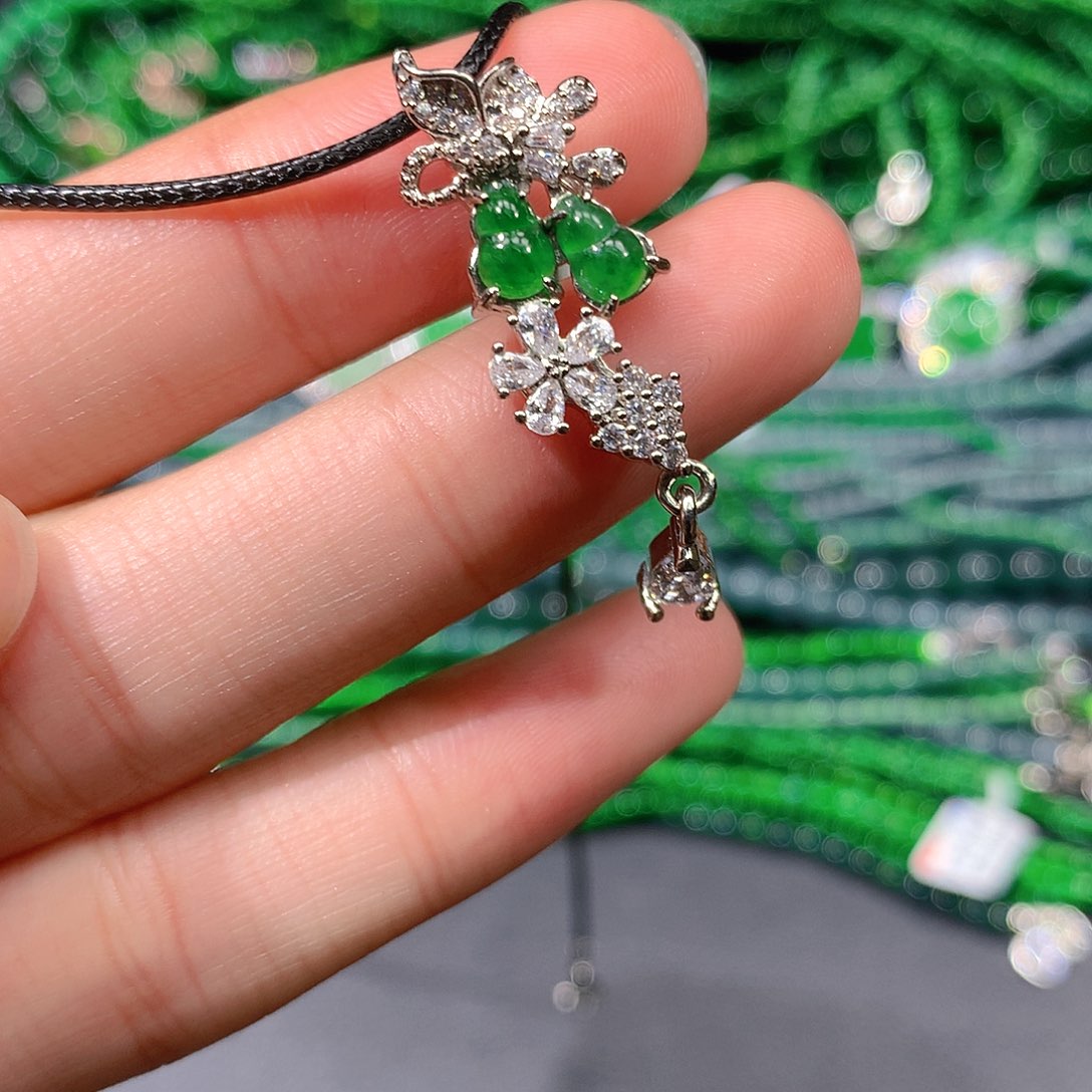 翡翠戒指未镶嵌天然翡翠