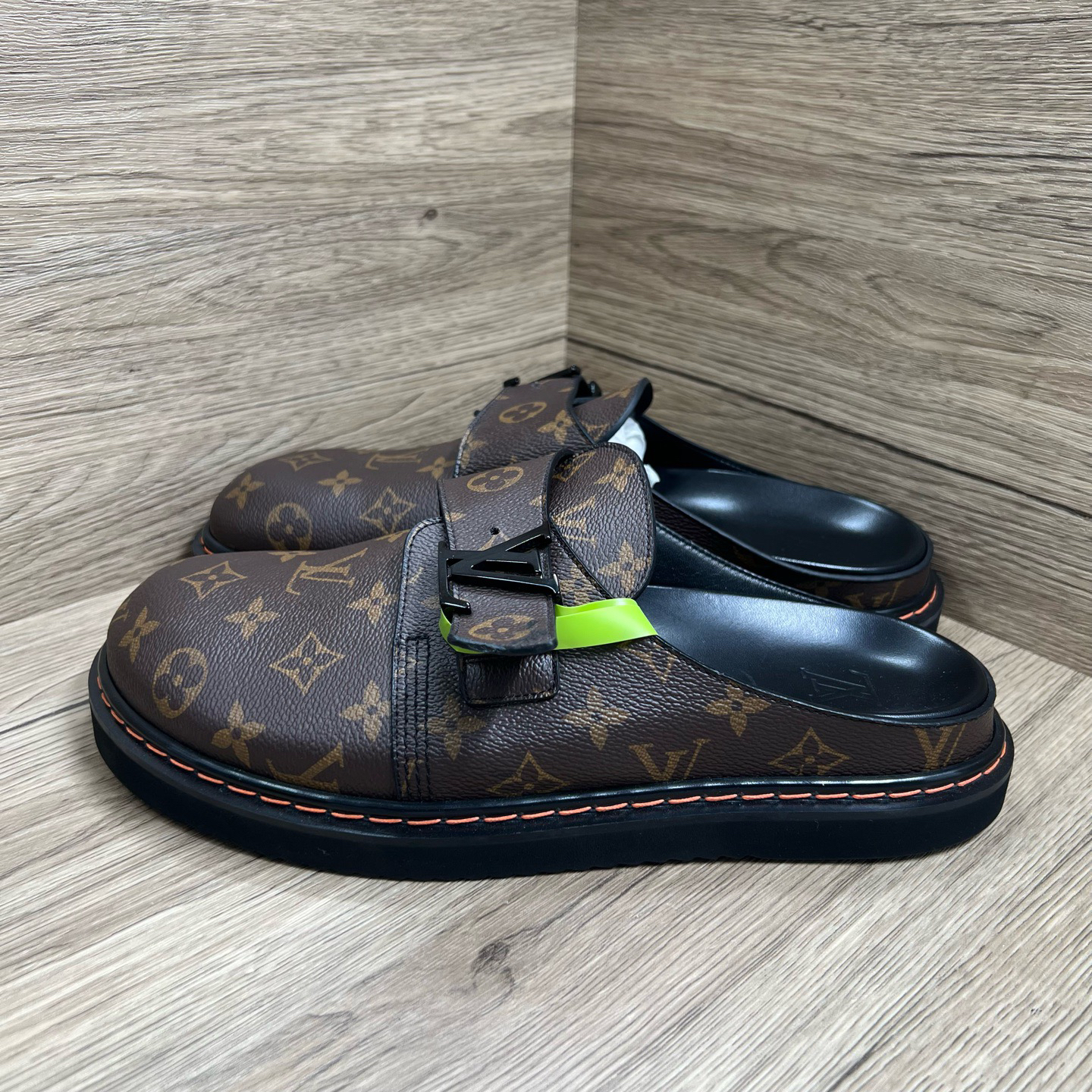 99新 LouisVuitton/路易威登 Easy 黑棕满印穆勒半拖 42码