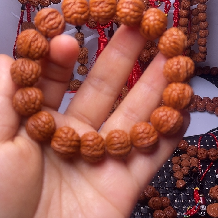 桃核吊坠龙纹桃枭