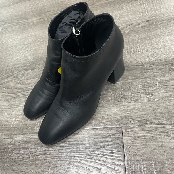 99新 Hermes/爱马仕 黑色短靴/37/F00173