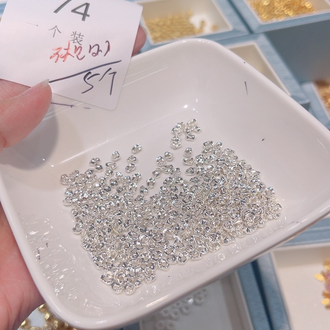 无925银74 。