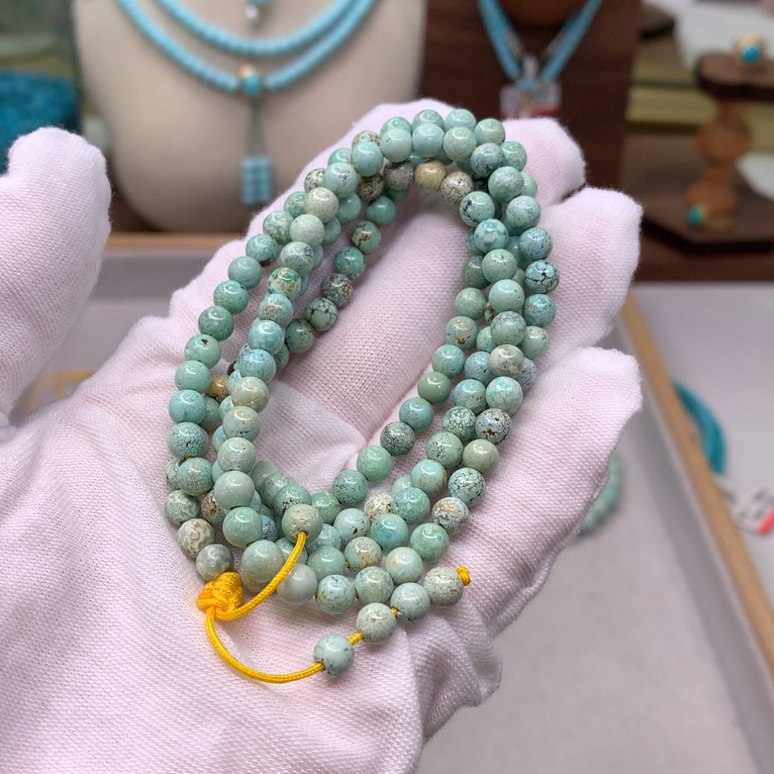 绿松石配饰未镶嵌