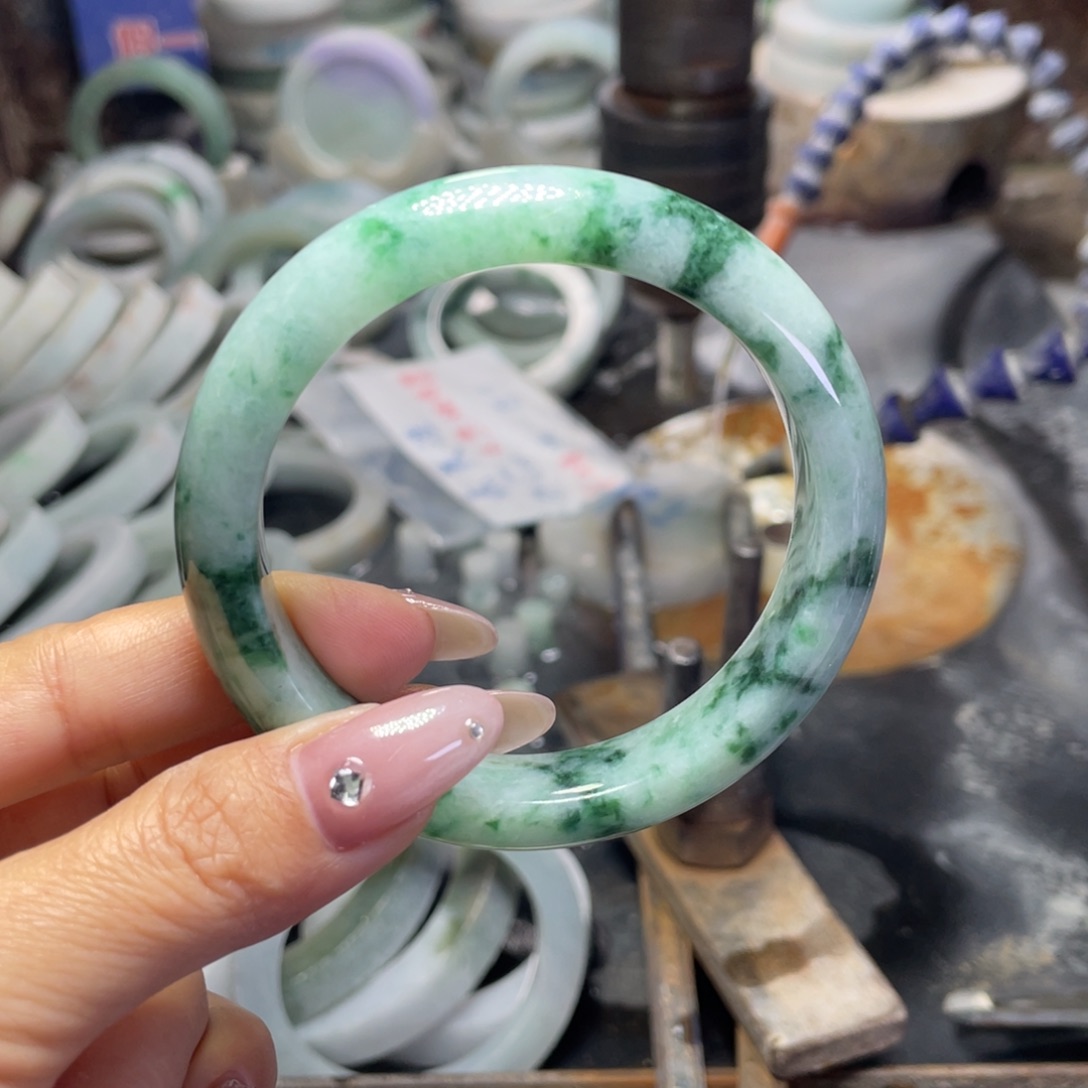 未镶嵌定制翡翠多样性