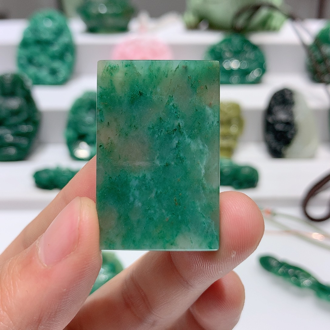 独山玉挂件未镶嵌