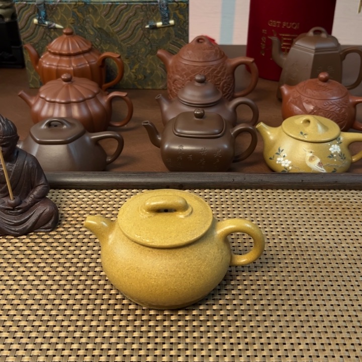 紫砂茶壶儒象黄金段半手壶