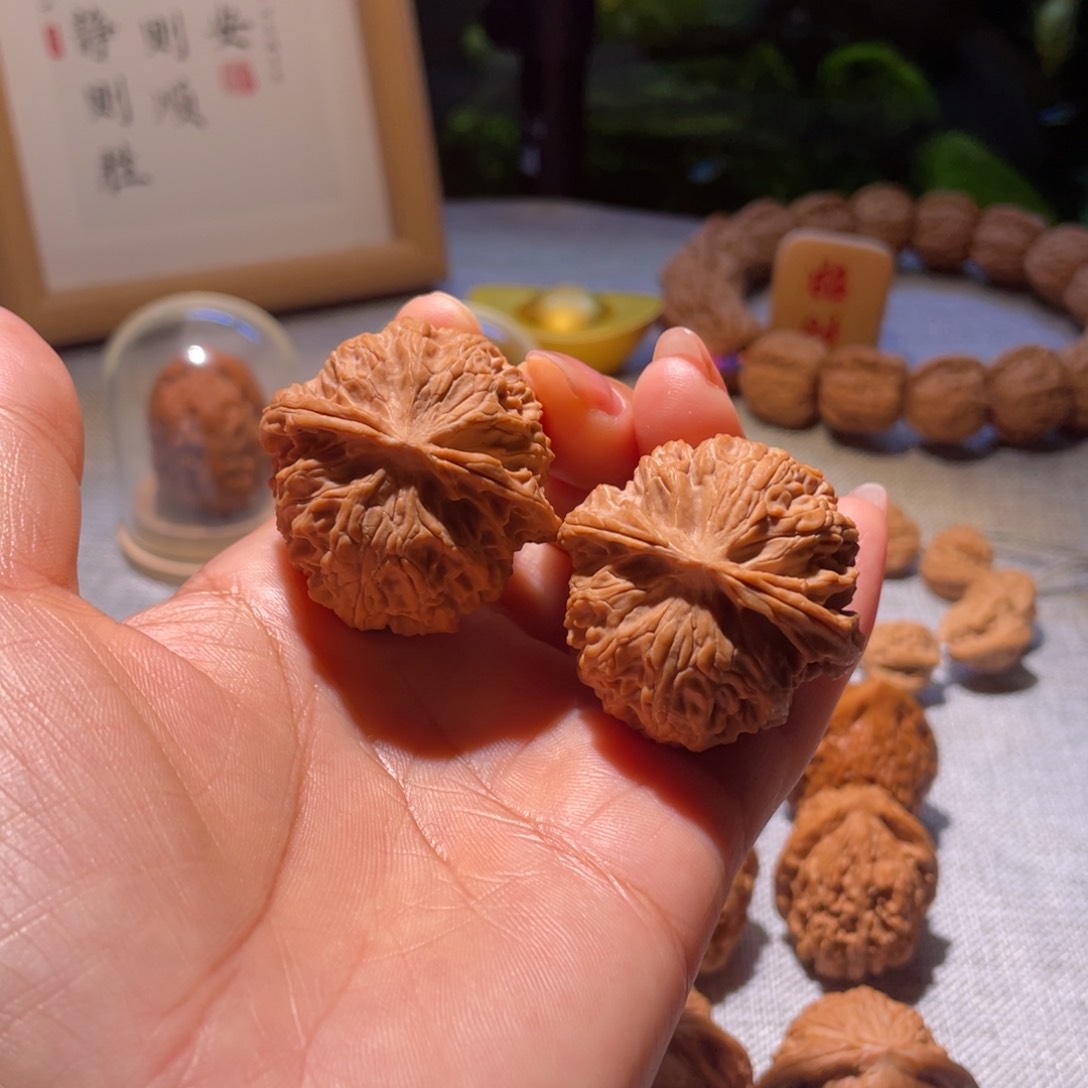 桃核把件38全品苹果园