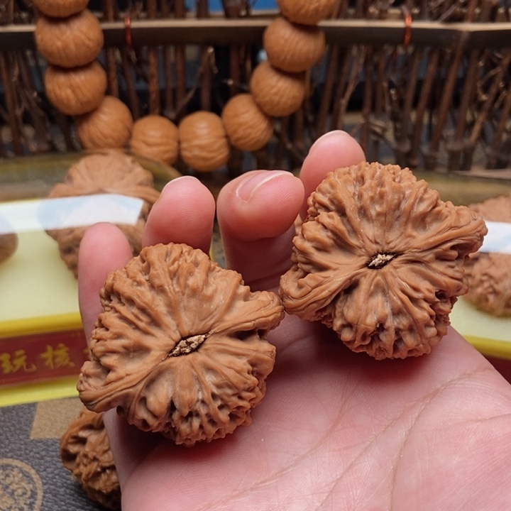 桃核吊坠Y*o南疆石41全品白茬