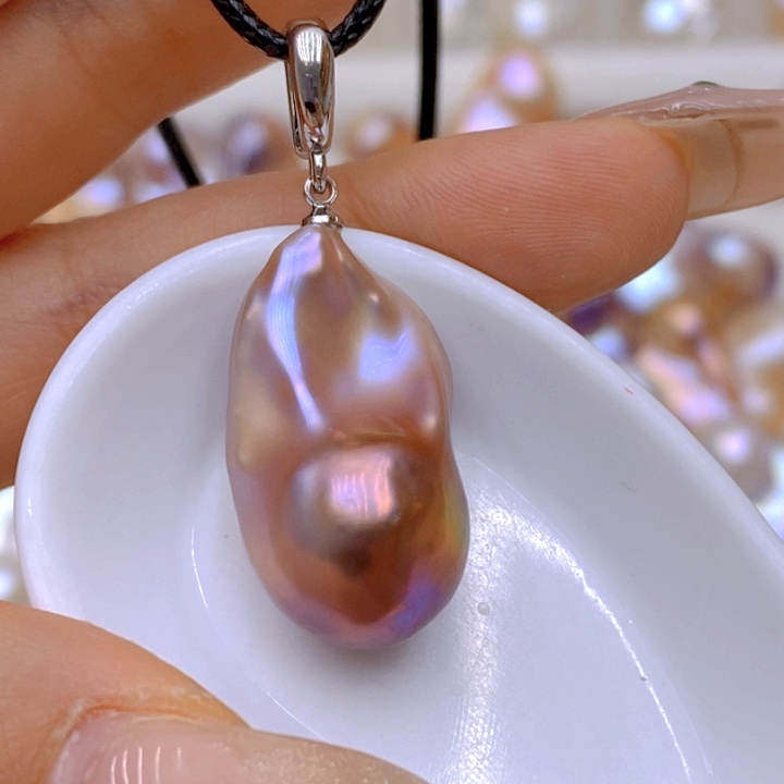 大****淡水珍珠未镶嵌颈饰