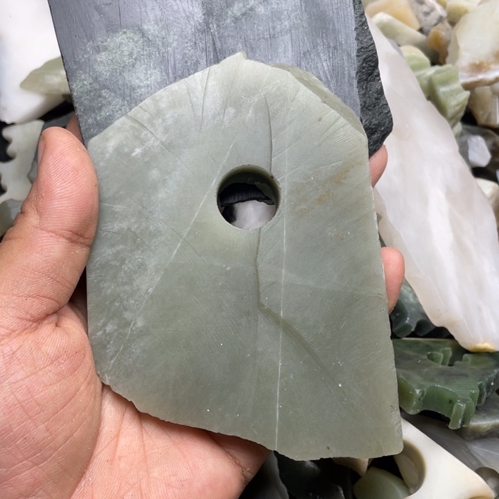 丹***）未镶嵌和田玉珠宝半成品