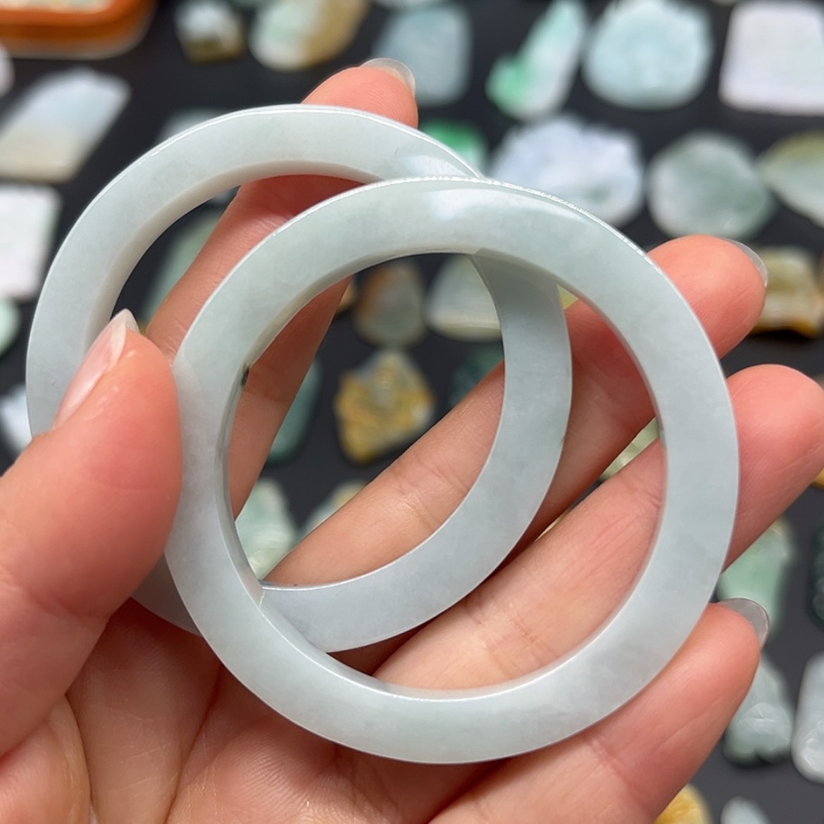 【闪购商品】翡翠颈饰未镶嵌玉环