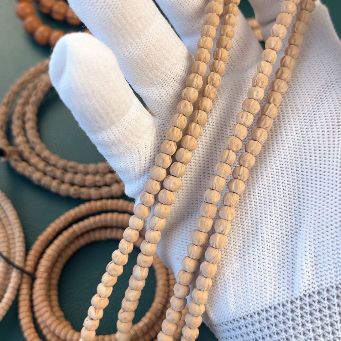 柏香籽/百香籽吊坠达**坂