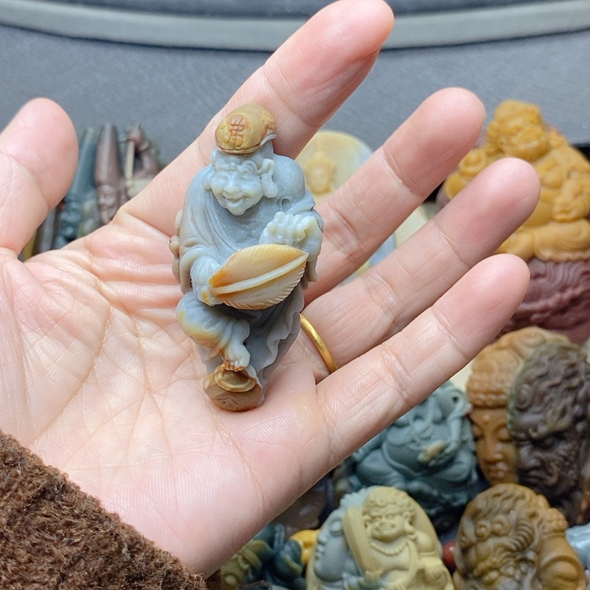 【闪购商品】定制石英质玉吊坠未镶嵌