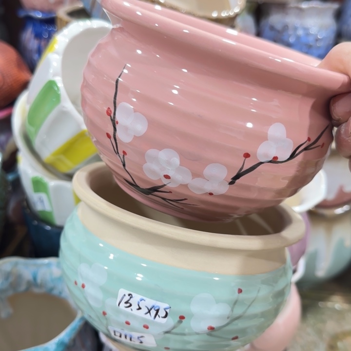 凑9块包邮，有孔，花盆