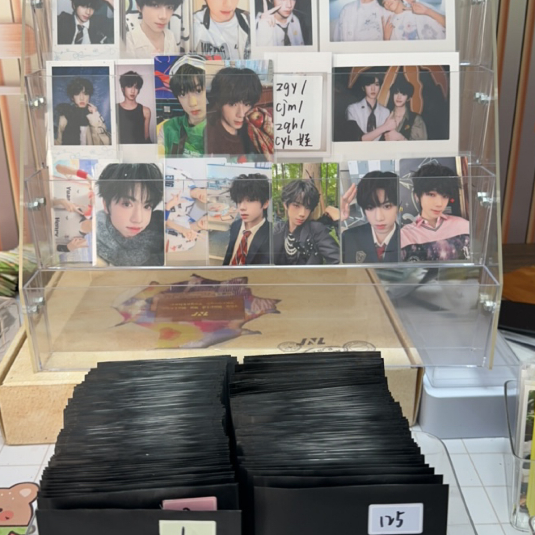 【1-200】tf家族四代运动会卡池小卡盲袋 抽出不退不换  含撕拉片