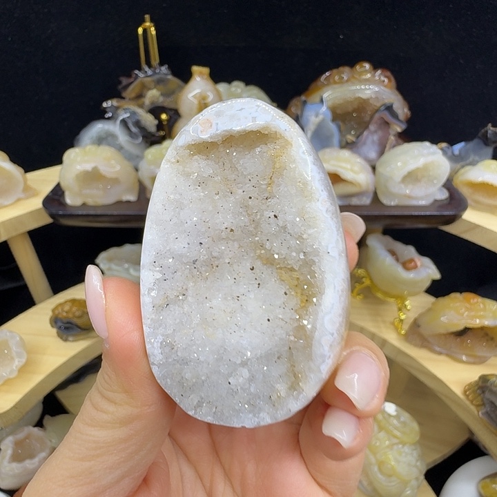 玛瑙/玉髓未镶嵌金蟾
