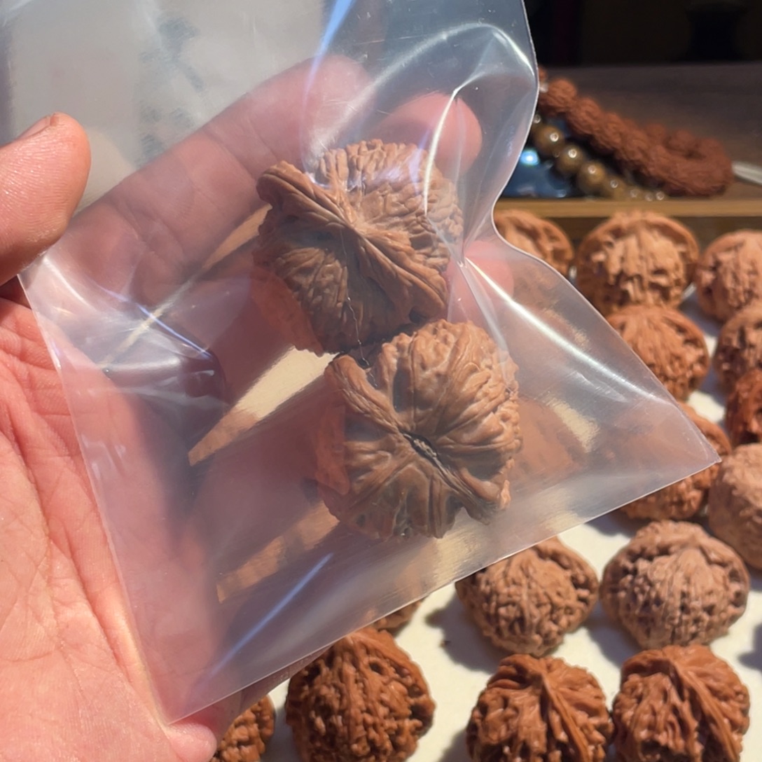 记***心37白狮子文玩核桃。z