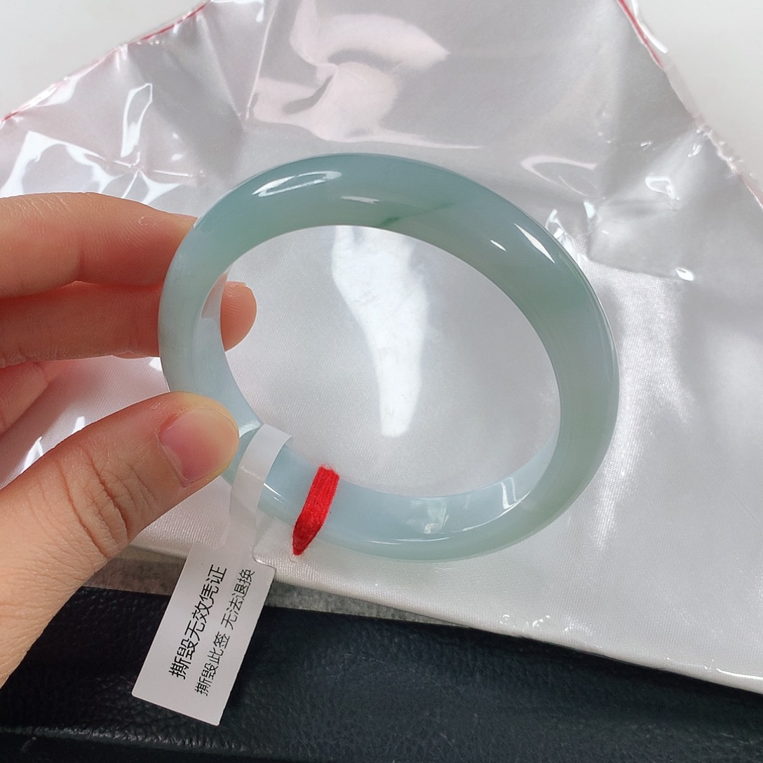 翡翠手镯未镶嵌 正圈①②⑤