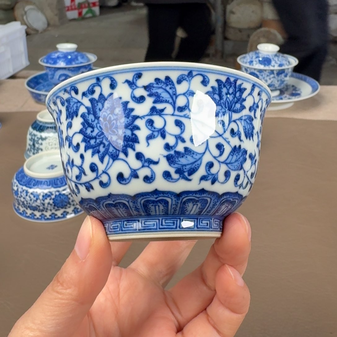 景德镇陶瓷手工手绘