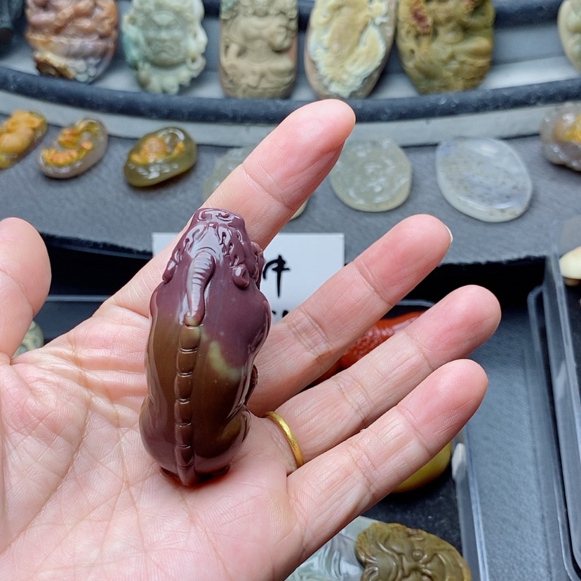 【闪购商品】定制石英质玉吊坠未镶嵌