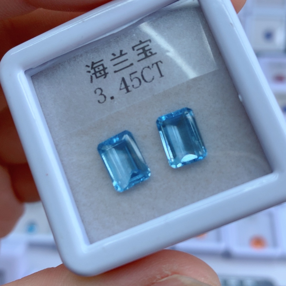 海蓝宝石笔搁未镶嵌3.45克拉裸石
