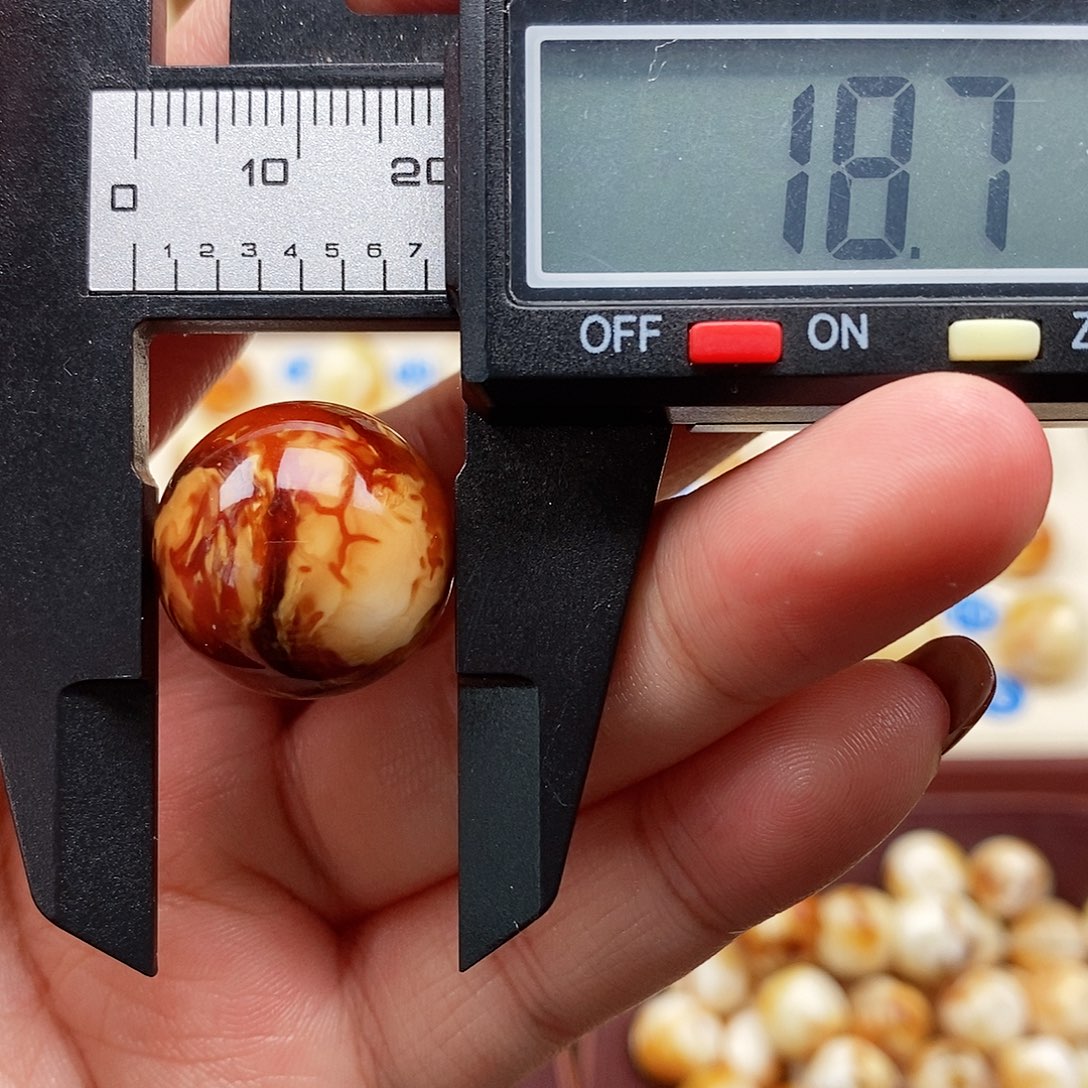 琥珀未镶嵌裸石蜜蜡